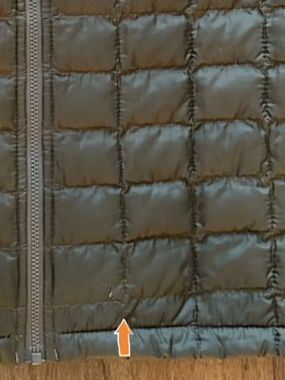 The North Face Men's Thermoball Vest in Woodland Green. Size L. *minor flaw*